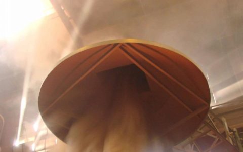 布袋除尘器和电除尘器维护方便性对比